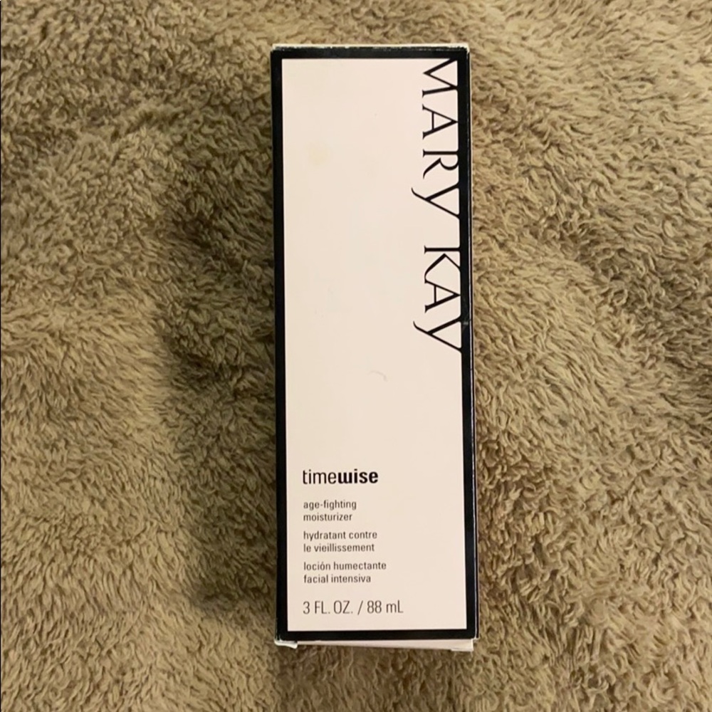 Mary Kay Timewise age-fighting moisturizer